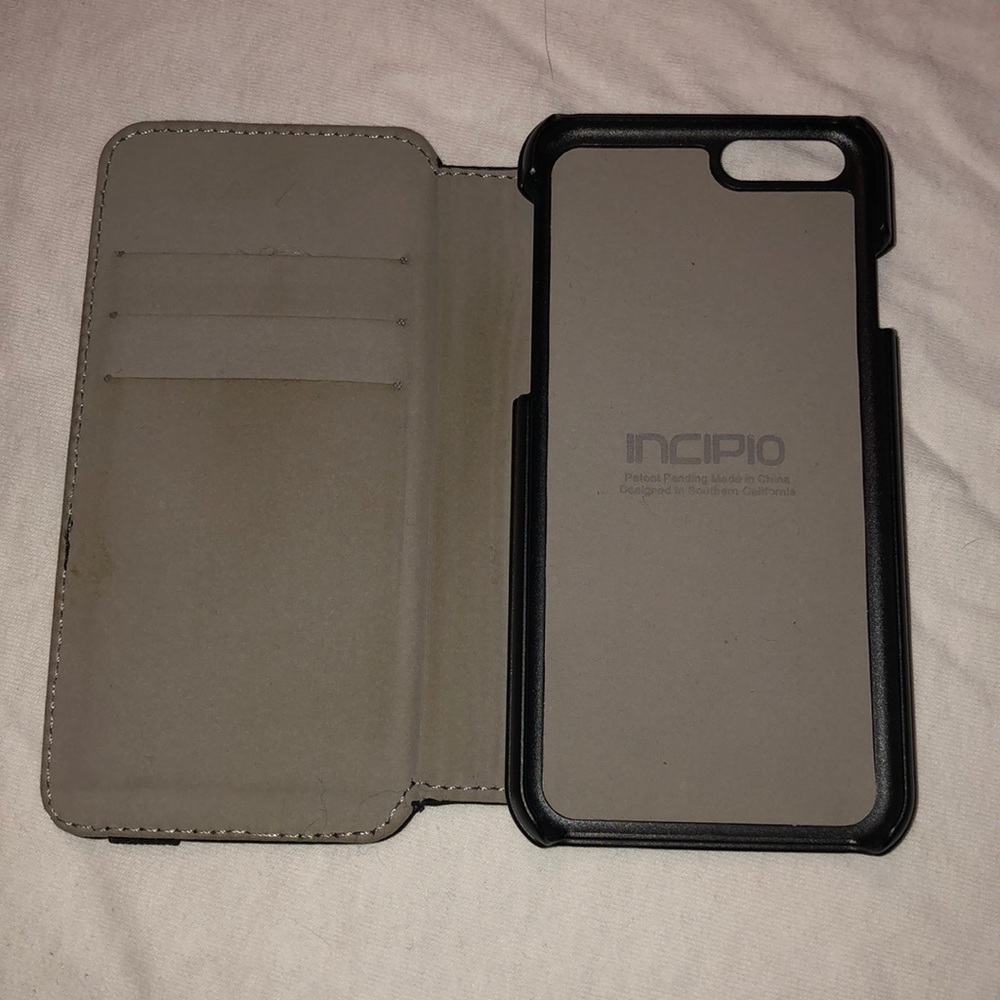 Incipio iPhone 6 folio case